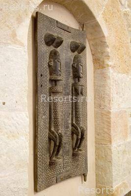 NH Puerta de la Catedral 17